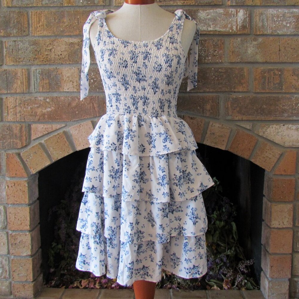 SUNDRESS, RUFFLED SKIRT, M, SHIRRED BODICE, SHOULDER BOWS, BLUE WHITE PRINT NWOT